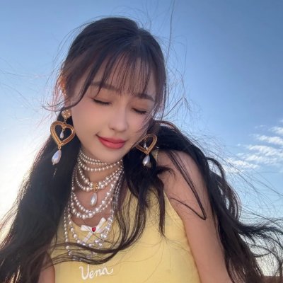 阳光下的影子